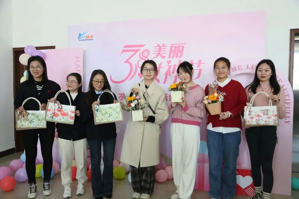 巧手女神，，，，，，，，俏丽开放—— stake电子平台科技集团组织在洛各公司发展“三八”妇女节活动